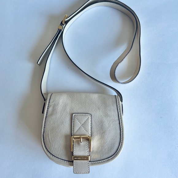 Michael Kors Small Cream Leather Crossbody Shoulder Bag - Picture 1 of 12